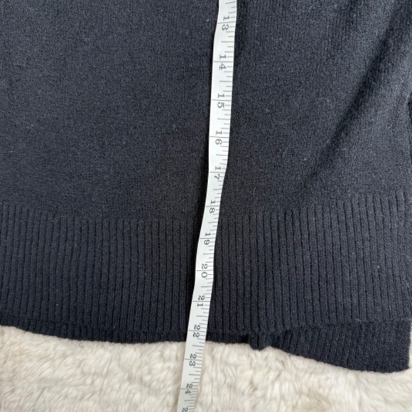 J. Crew Women's Wool Blend Turtle Neck Long Sleeve Sweater Black Medium - Picture 5 of 8